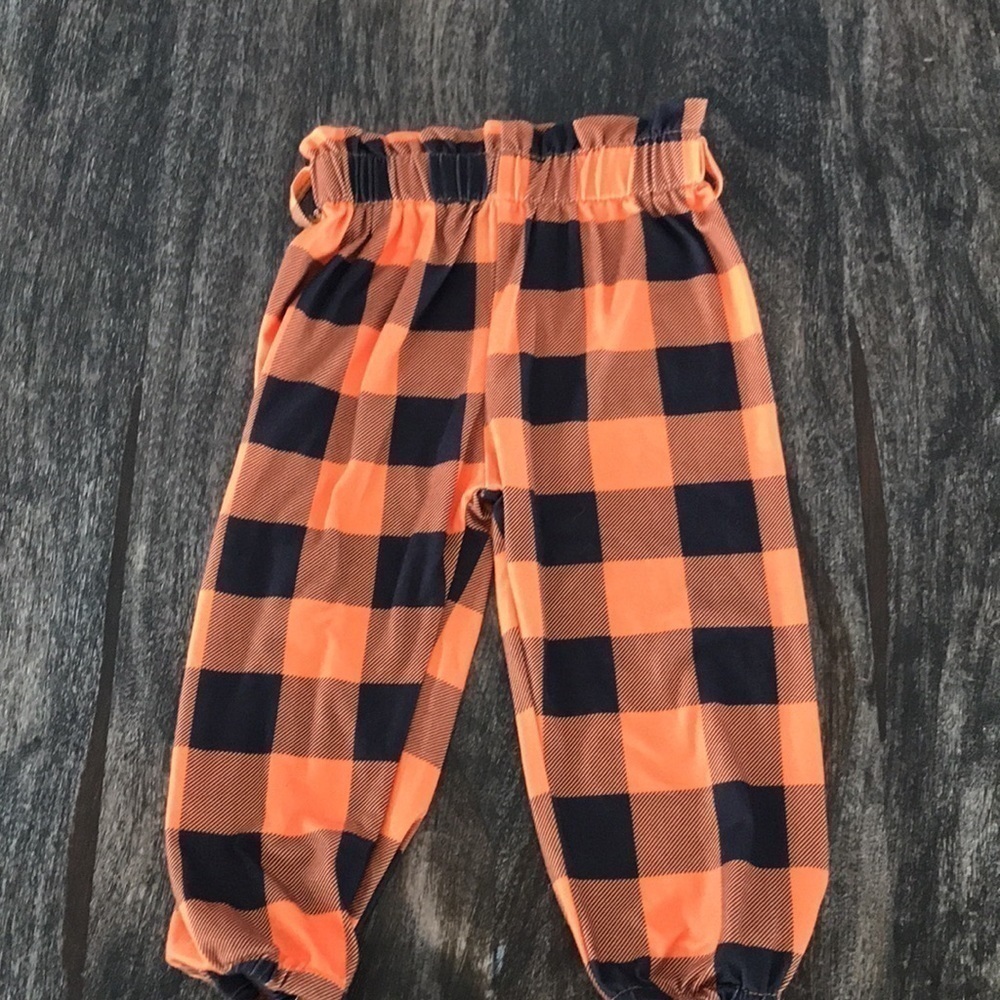 Girls 12-18 month Pumpkin 🎃 Themed Onesie & Bottoms, Orange & Black - Picture 6 of 8
